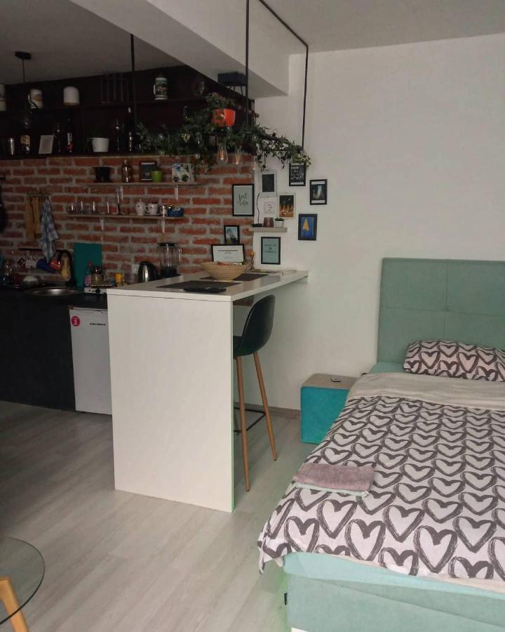 Park Apartment Foca Exterior foto